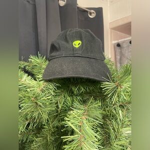 Alien hat